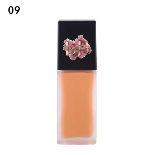 Dreams Diva Natural Water Proof Liquid Foundation SPF30