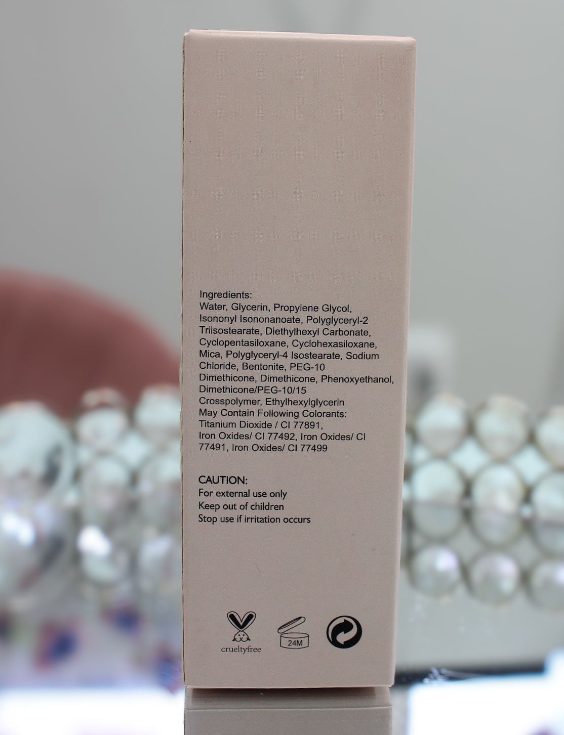 Dreams Diva Natural Water Proof Liquid Foundation SPF30