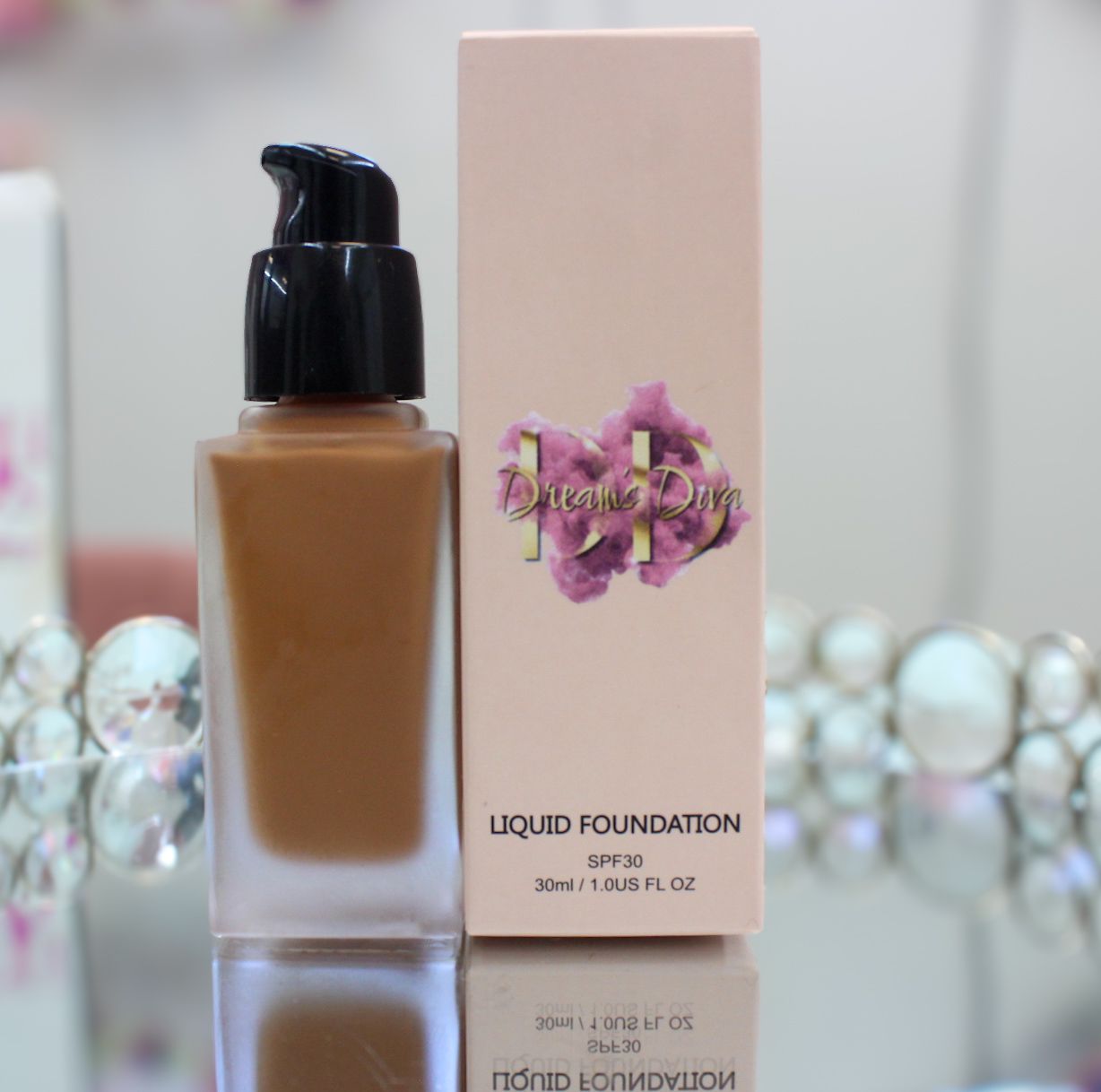 Dreams Diva Natural Water Proof Liquid Foundation SPF30