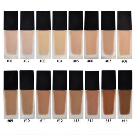 Dreams Diva Natural Water Proof Liquid Foundation SPF30